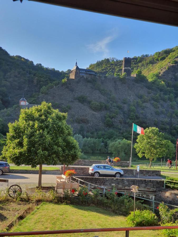 Burgener Burgblick Appartement Burgen  Buitenkant foto