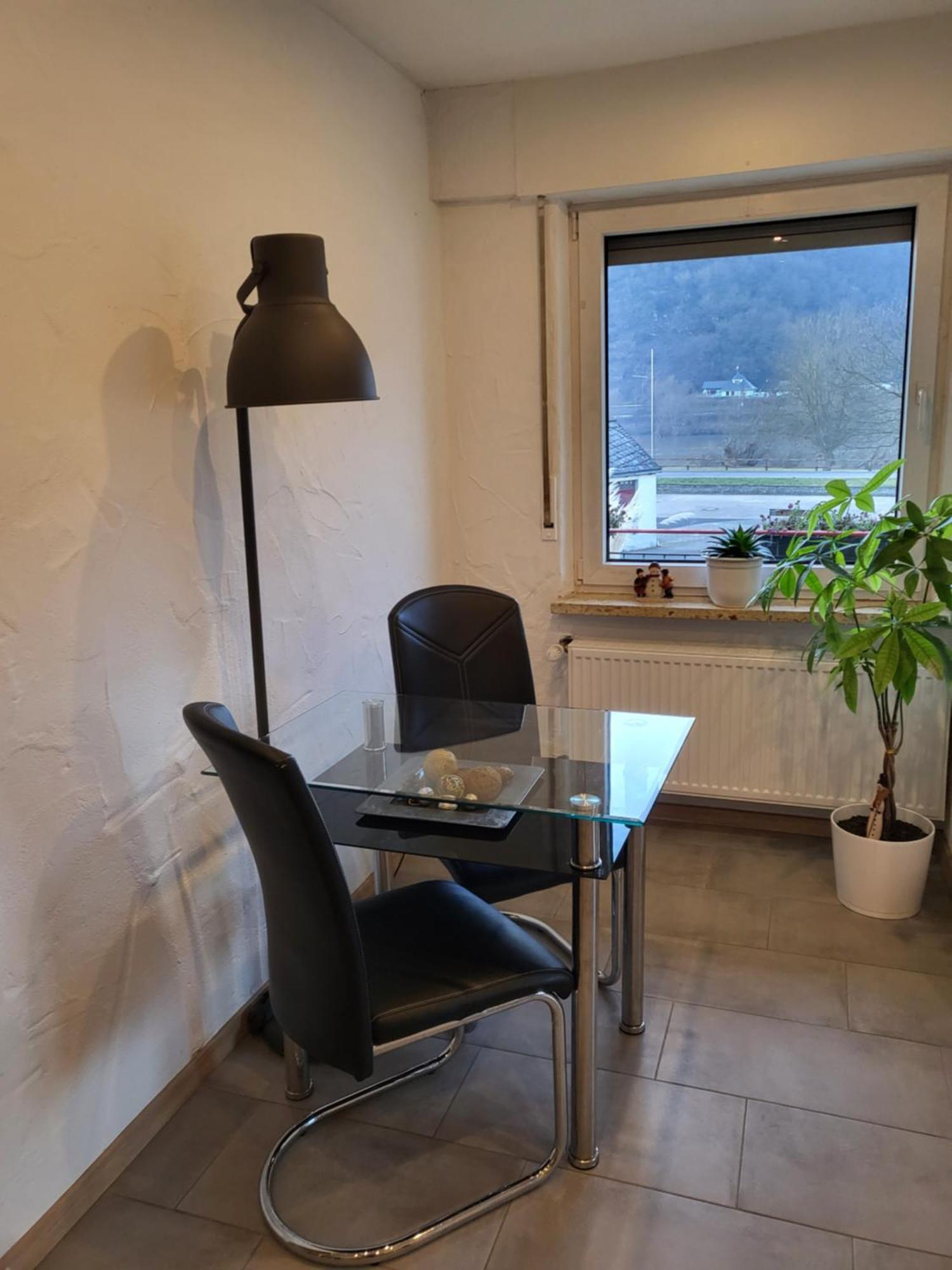 Burgener Burgblick Appartement Burgen  Buitenkant foto